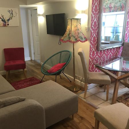 2 Bed, Ground Floor Bijou Georgian City Apartment باث المظهر الخارجي الصورة