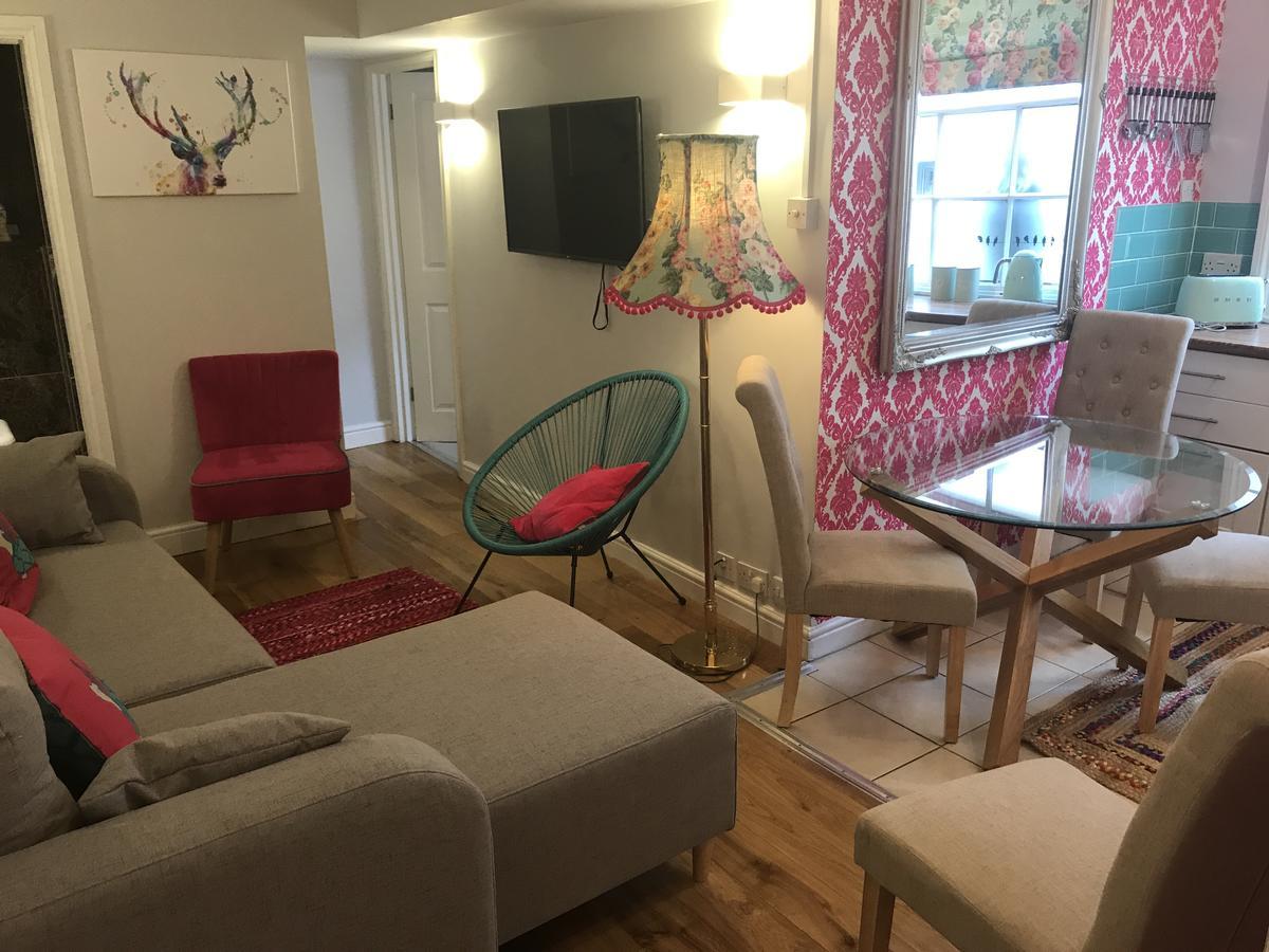 2 Bed, Ground Floor Bijou Georgian City Apartment باث المظهر الخارجي الصورة