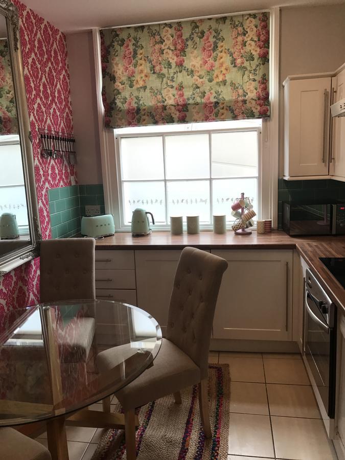 2 Bed, Ground Floor Bijou Georgian City Apartment باث المظهر الخارجي الصورة